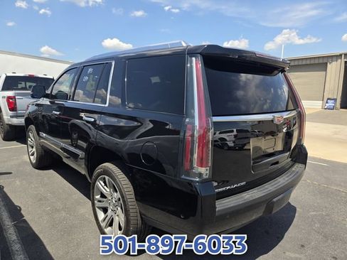 Used 2020 Cadillac Escalade Luxury AWD/4WD image 2