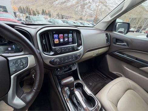 Used 2018 GMC Canyon SLT w/ Driver Alert Package AWD/4WD image 19
