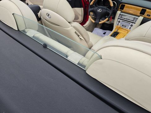 Used 2002 Lexus SC 430 Convertible image 25