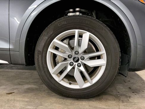 Used 2023 Audi Q5 2.0T Premium w/ Convenience Package image 12