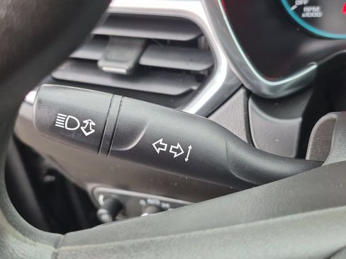 Used 2018 Chevrolet Equinox LS FWD image 26