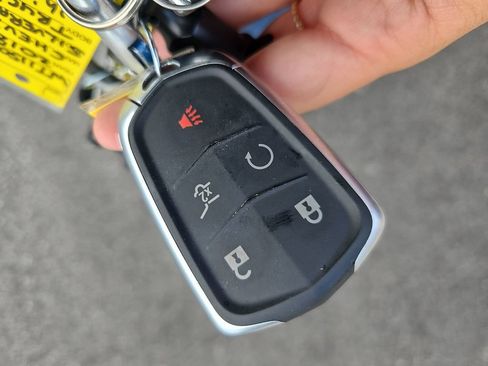 Used 2019 Cadillac XT4 Premium Luxury FWD image 39
