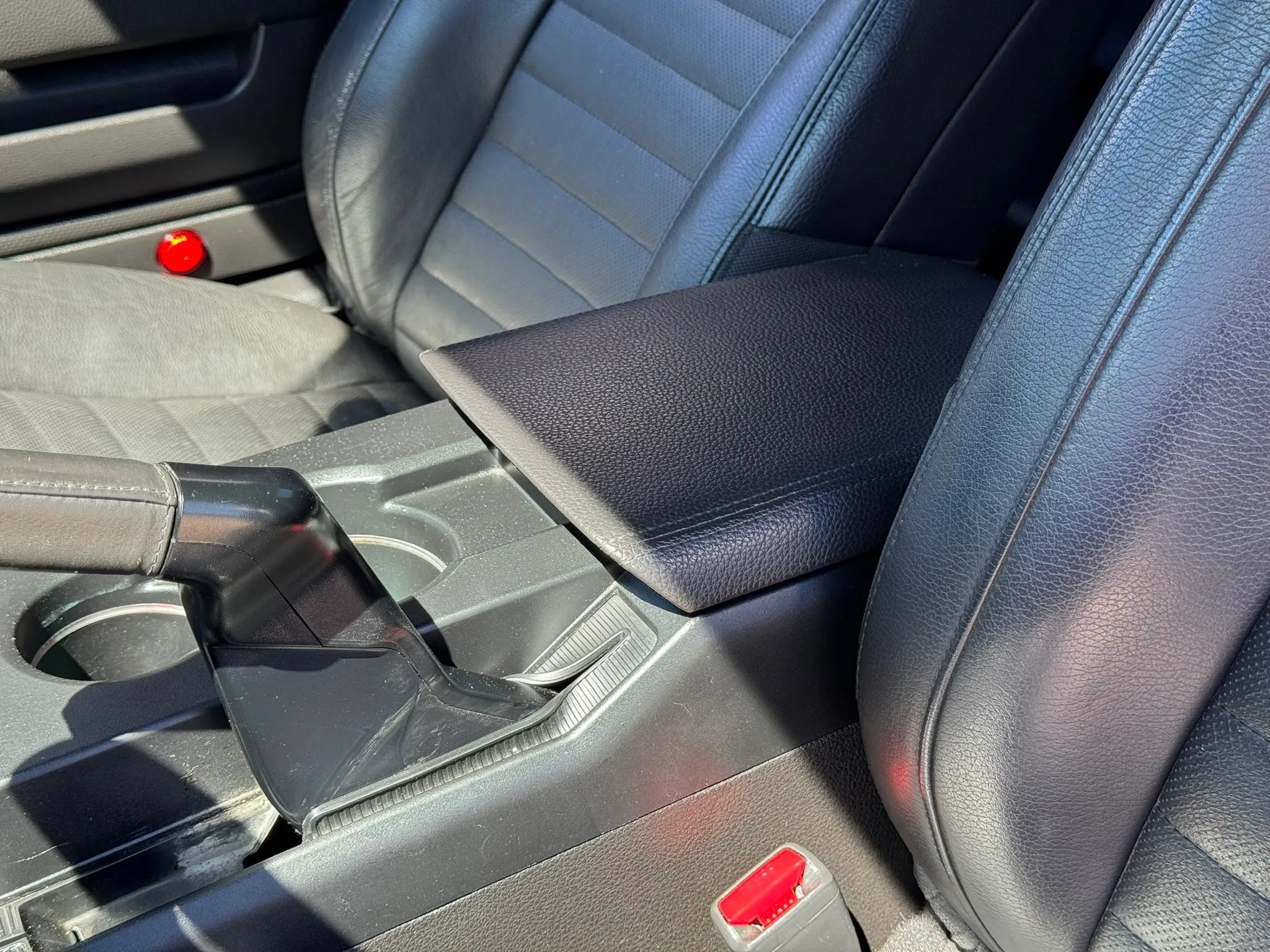 Used 2008 Ford Mustang Shelby GT500 RWD image 19