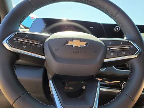 New 2026 Chevrolet Equinox LT image 15