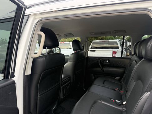 Used 2023 Nissan Armada SV RWD image 12