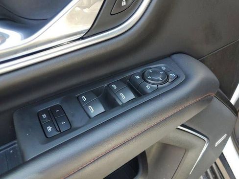 Used 2021 Chevrolet Tahoe RST w/ Luxury Package RWD image 19