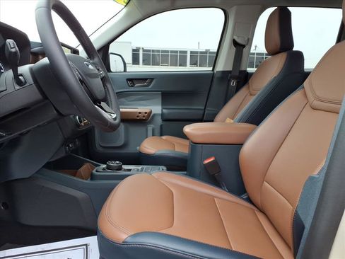 Used 2024 Ford Maverick Lariat w/ FX4 Off-Road Package image 14