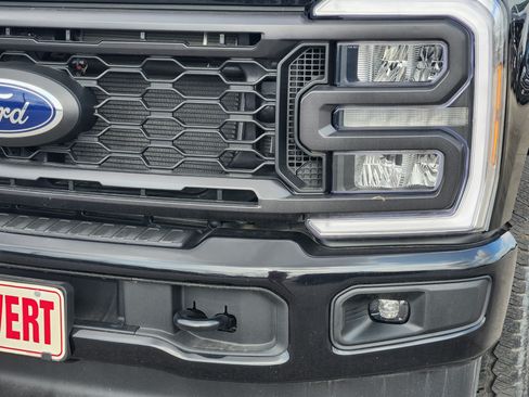 New 2026 Ford F250 4x4 Crew Cab Super Duty image 5