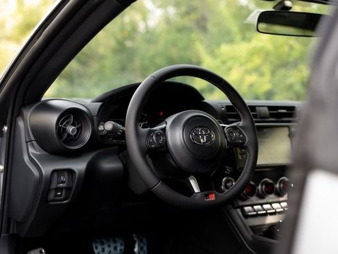 New 2025 Toyota GR86 Premium w/ ALL Weather Mat Package (TMS) image 5