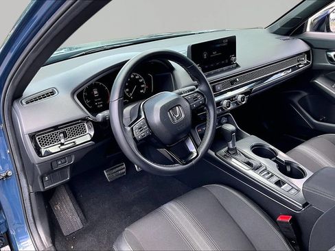 Used 2025 Honda Civic Sport image 14