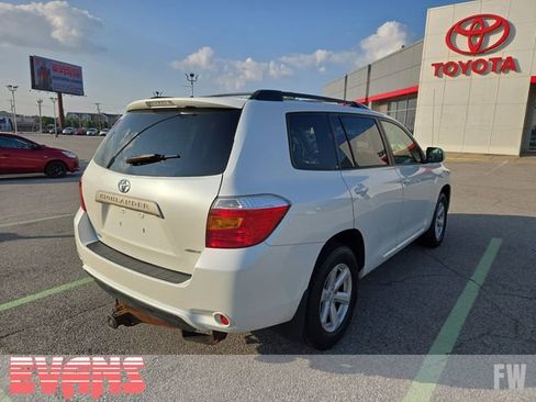 Used 2010 Toyota Highlander 4WD image 4