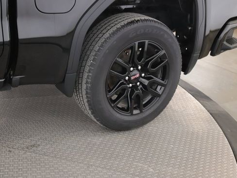 Used 2023 GMC Sierra 1500 Elevation image 14