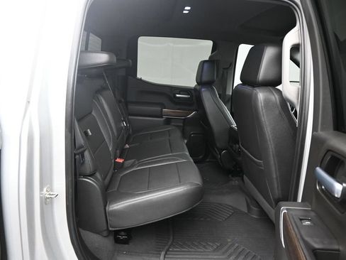 Used 2021 Chevrolet Silverado 1500 LT Trail Boss w/ Convenience Package II AWD/4WD image 10