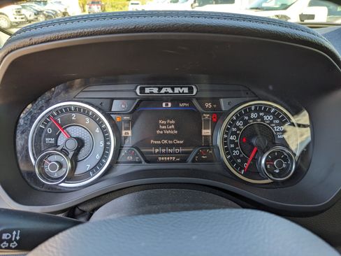 Used 2022 RAM 1500 Laramie image 35