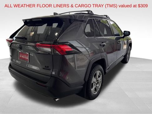 Used 2024 Toyota RAV4 LE AWD/4WD image 7