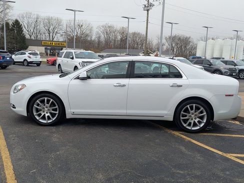 Used 2009 Chevrolet Malibu LTZ w/ HFV6 Engine Package image 6
