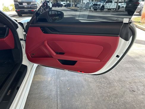 Used 2023 Porsche 911 Targa 4 GTS image 39