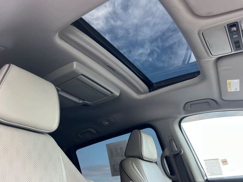 Used 2022 Honda Odyssey Elite image 20