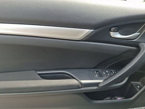 Used 2019 Honda Civic LX image 12