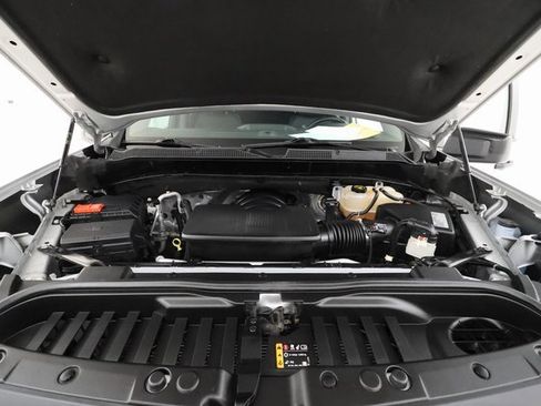 Used 2021 Chevrolet Silverado 1500 LT Trail Boss w/ Convenience Package II image 6