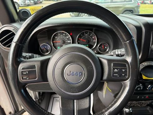 Used 2011 Jeep Wrangler Sport AWD/4WD image 16