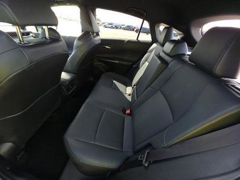 Used 2022 Toyota Venza Limited AWD/4WD image 14