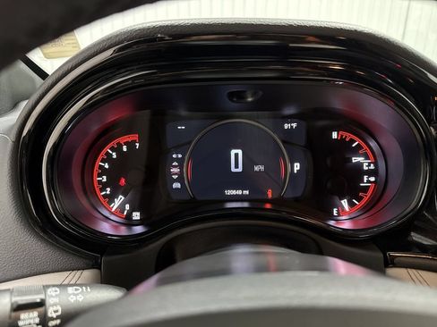 Used 2022 Dodge Durango R/T w/ Blacktop Package RWD image 11