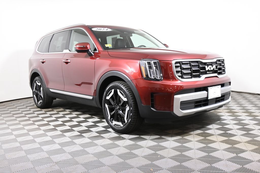 Used 2024 Kia Telluride S AWD/4WD image 9