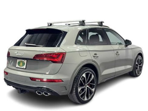 Used 2021 Audi SQ5 Premium Plus w/ Premium Plus Package AWD/4WD image 2