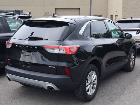Used 2021 Ford Escape SE w/ Cold Weather Package AWD/4WD image 4