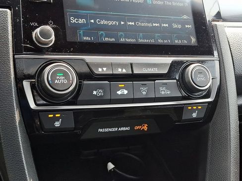 Used 2020 Honda Civic EX image 19