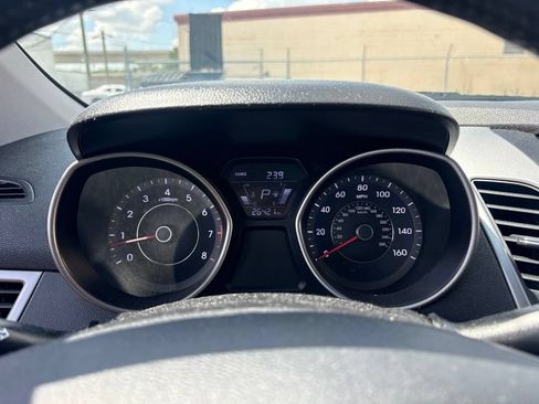 Used 2016 Hyundai Elantra Value Edition FWD image 19