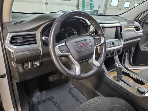 Used 2019 GMC Acadia SLE AWD/4WD image 16
