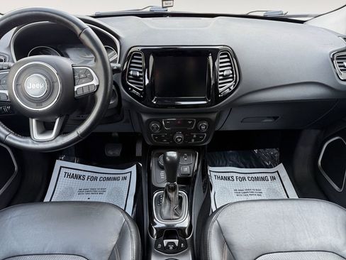 Used 2018 Jeep Compass Limited AWD/4WD image 17