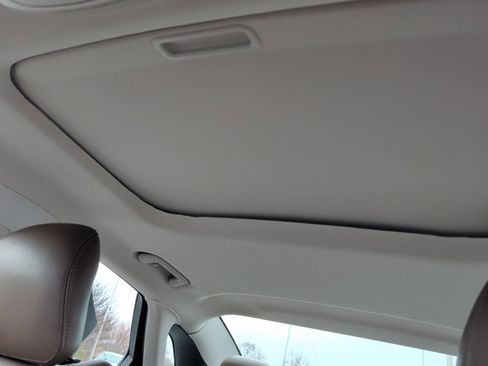 Used 2014 Lincoln MKZ Hybrid w/ Equipment Group 202A Reserve image 25