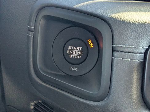 New 2026 Jeep Wrangler Sahara w/ Technology Group image 31