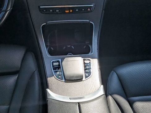 Used 2022 Mercedes-Benz GLC 300 4MATIC image 19