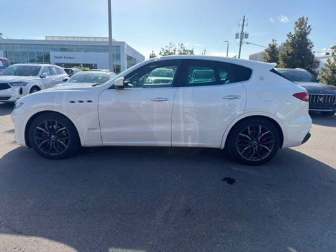 Used 2019 Maserati Levante GranSport AWD/4WD image 17