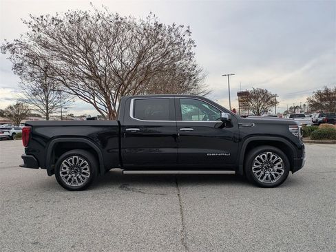 Used 2023 GMC Sierra 1500 Denali Ultimate image 9