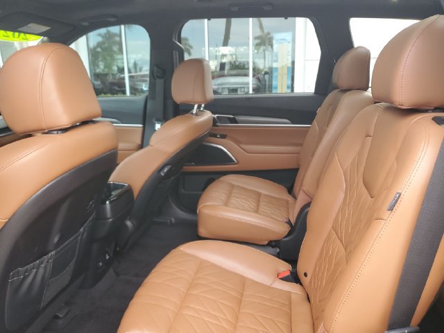 Certified 2025 Kia Telluride SX Prestige X-Line AWD/4WD image 9