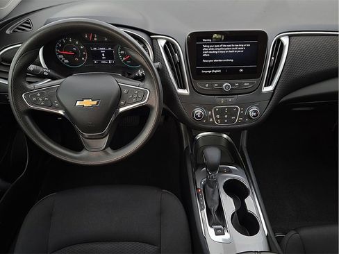 Used 2024 Chevrolet Malibu LT image 10