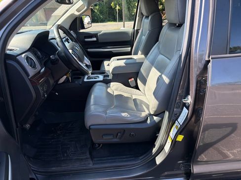 Used 2016 Toyota Tundra Limited w/ Tundra Package #1 AWD/4WD image 27
