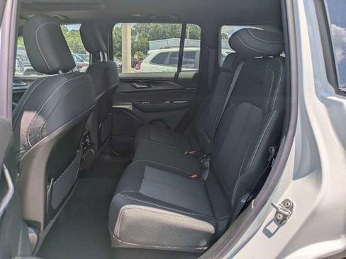 New 2026 Jeep Grand Cherokee Laredo X RWD image 16