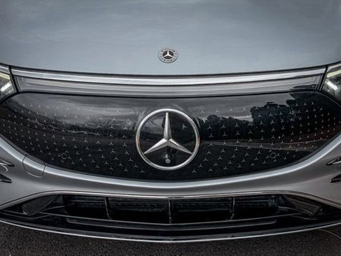 Used 2022 Mercedes-Benz EQS 450+ Sedan image 17