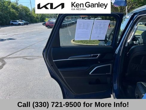 Certified 2024 Kia Telluride S w/ S Sunroof Package FWD image 48