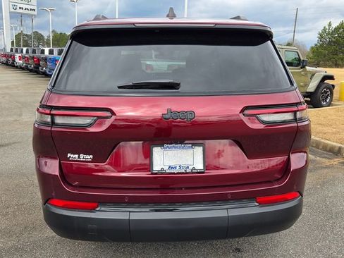 New 2024 Jeep Grand Cherokee L Altitude RWD image 13