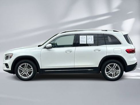 Certified 2021 Mercedes-Benz GLB 250 4MATIC image 2