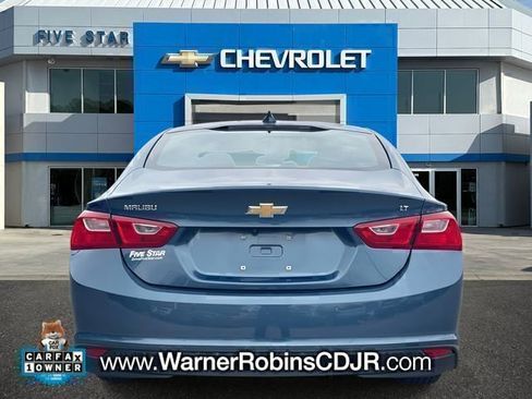 Used 2025 Chevrolet Malibu LT image 4