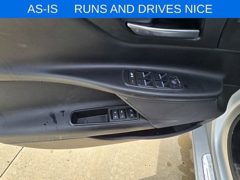 Used 2018 Jaguar XE Premium AWD/4WD image 14