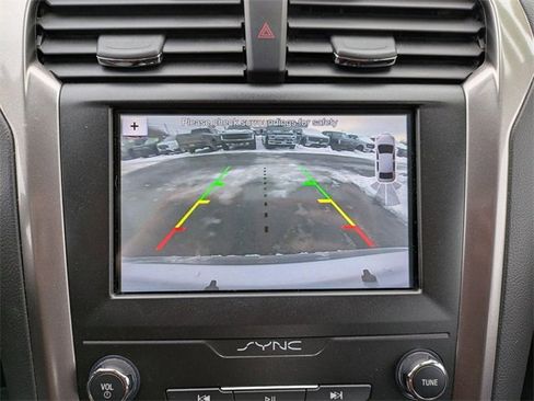 Certified 2019 Ford Fusion SE image 12